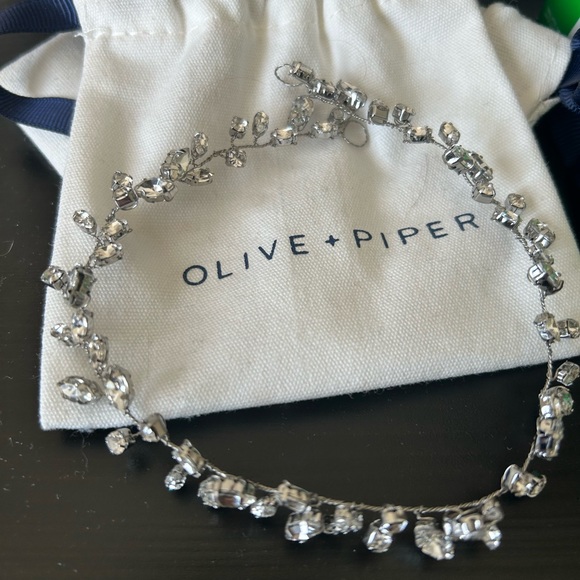 Silver Hair Vine - Picture 2 of 2